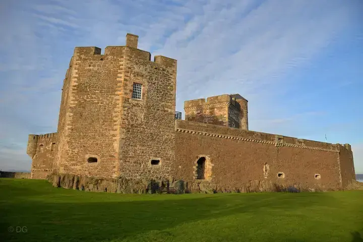Blackness Castle tower and curtain wall in warm sunlight