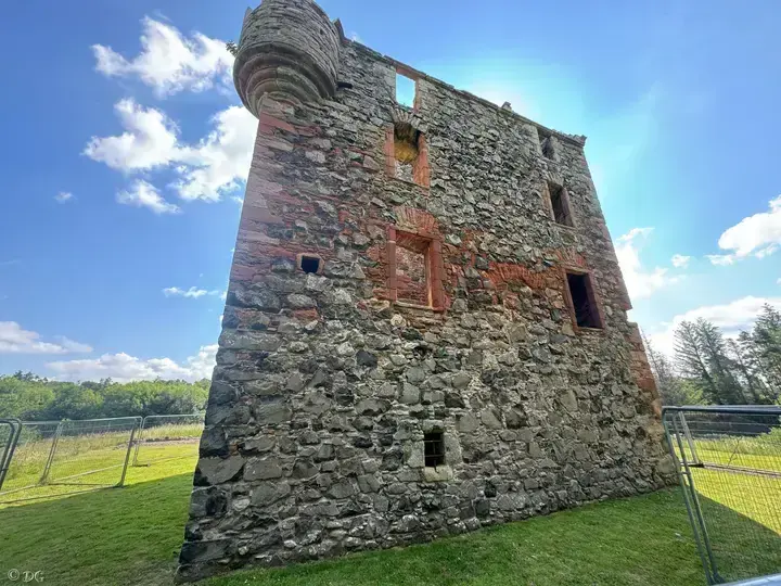 Greenknowe Tower seen from below with its projecting round turret