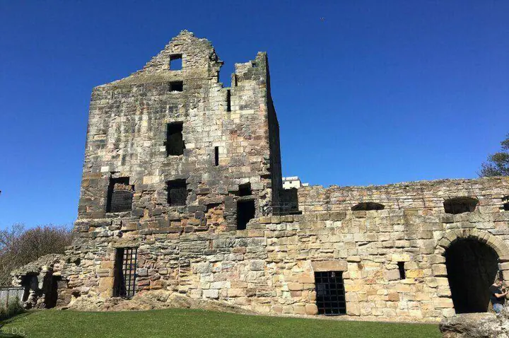 Ravenscraig Castle's gabled tower and adjoining wall with arched doorway